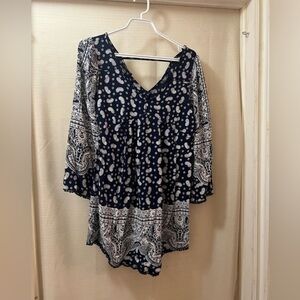 ⚫️ BOGO Blue and white Angie dress with sleeves, size small